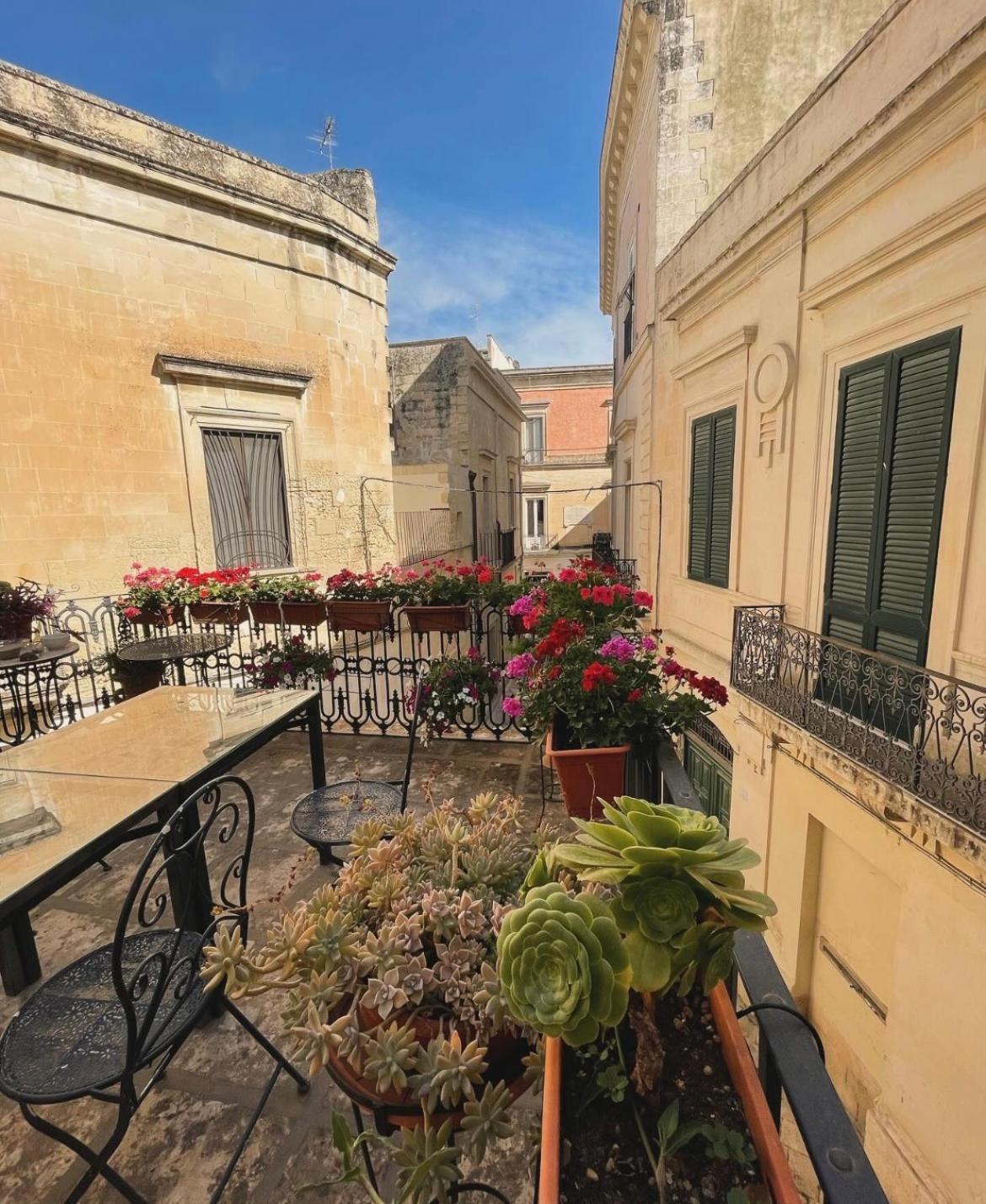 Antica Dimora Dei Nonni Bed & Breakfast Lecce Eksteriør bilde